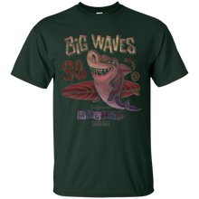 Men's Big Shark Surfer T-Shirt